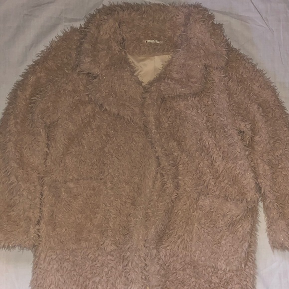 Furry nudey pink jacket - Picture 1 of 3